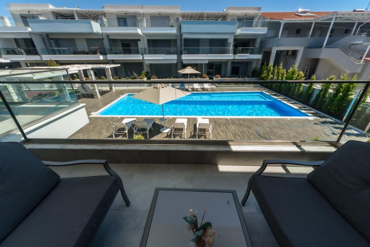 Itaka Familiy Apartments - Halkidiki Suites Com Nikiti  Ngoại thất bức ảnh