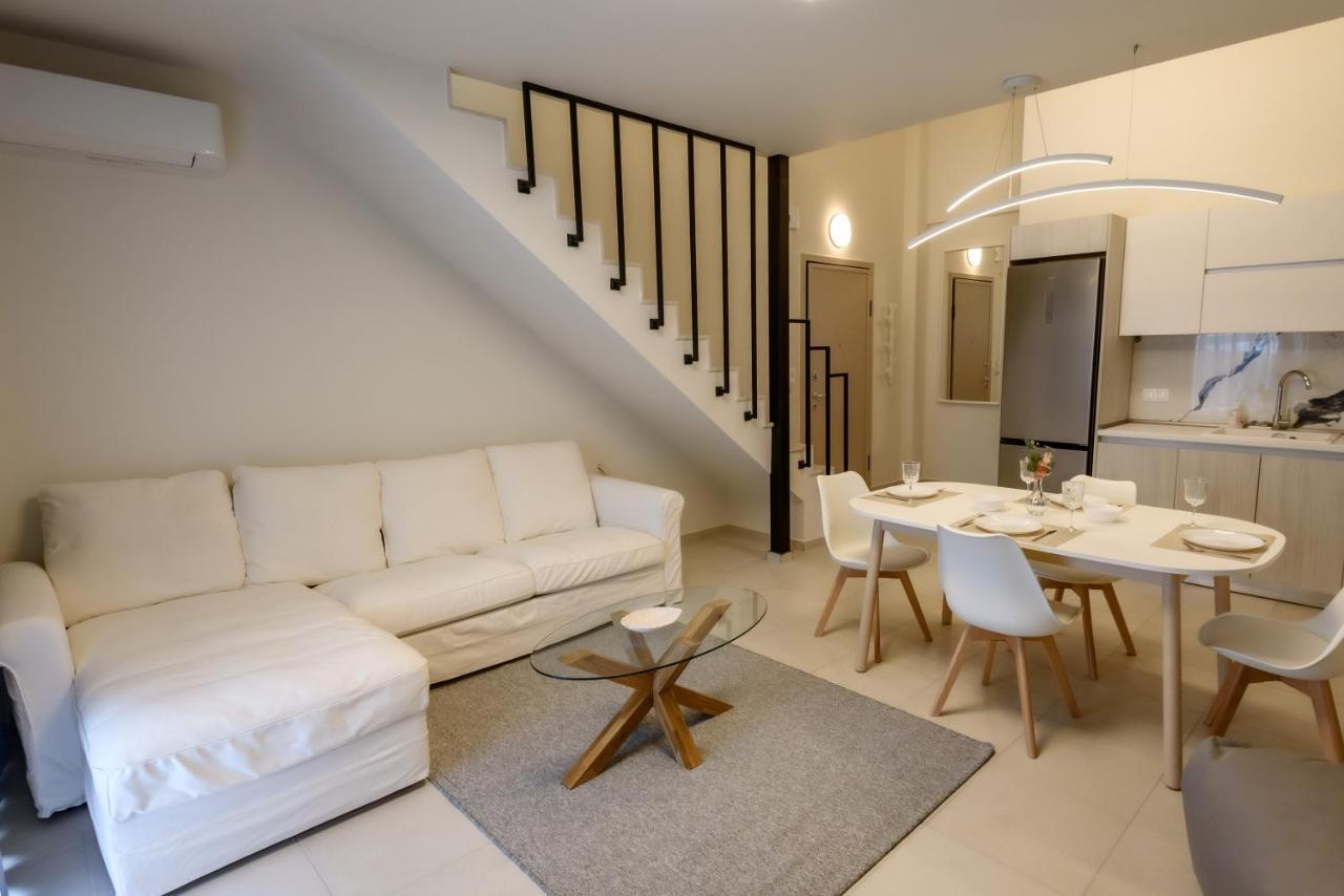 Itaka Familiy Apartments - Halkidiki Suites Com Nikiti  Ngoại thất bức ảnh