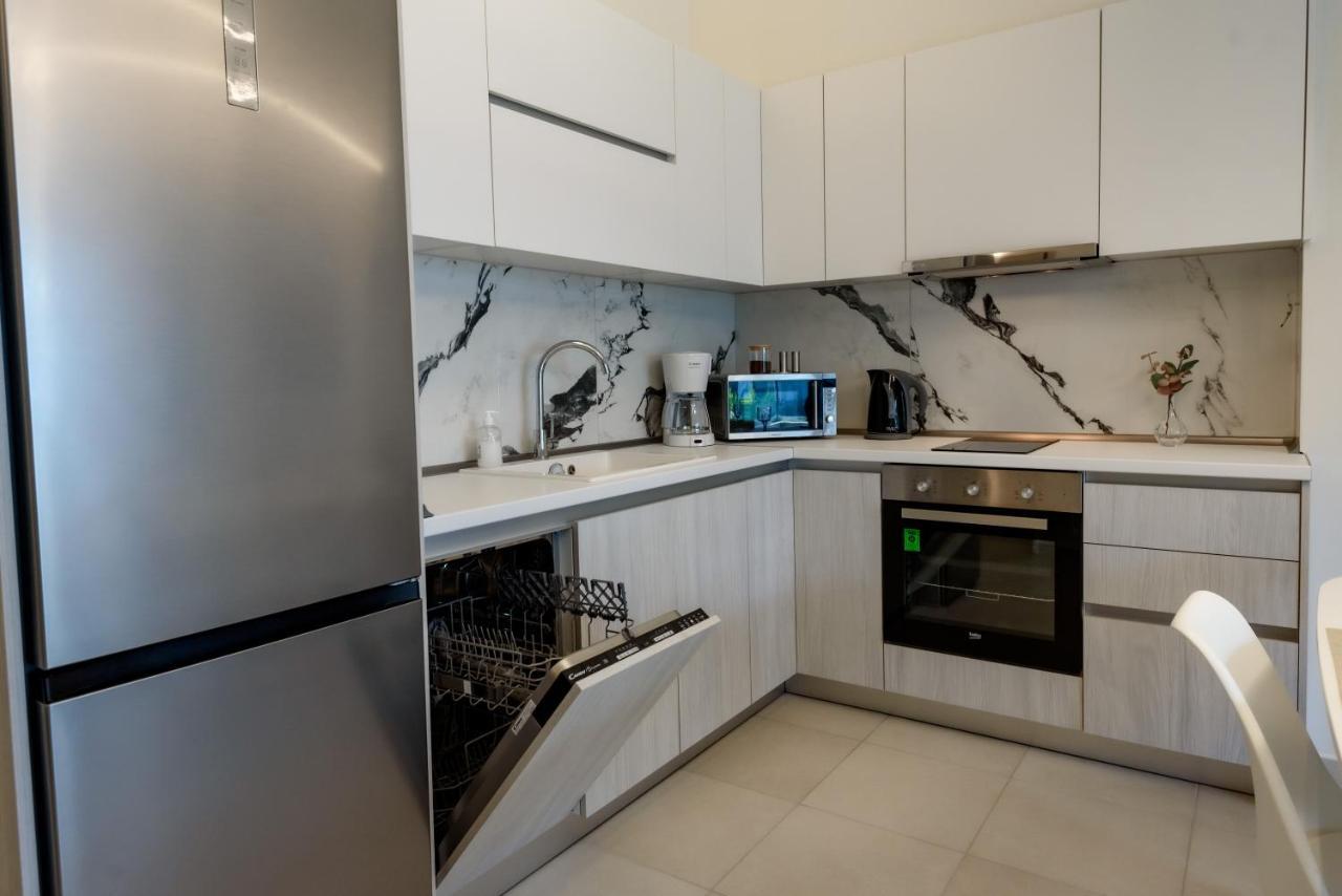 Itaka Familiy Apartments - Halkidiki Suites Com Nikiti  Ngoại thất bức ảnh